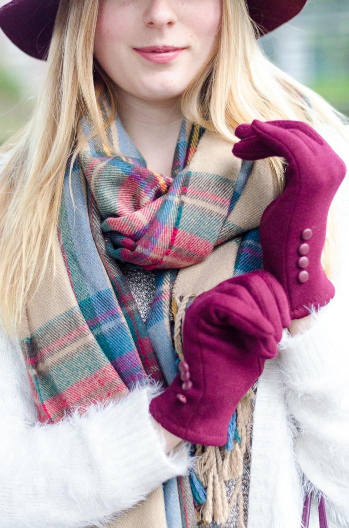 how-to-style-a-blanket-scarf